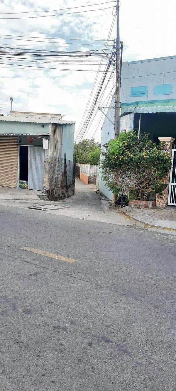Đất thổ cư hẻm 81 Cử Luyện, Tân An 135m² giá 800 triệu - Chính chủ bán gấp!