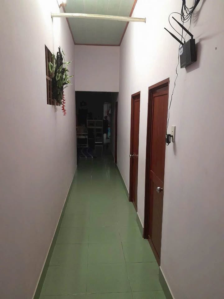 Nhà mái thái 3 phòng ngủ 294m² đường Lê Trọng Tấn - Bán gấp chỉ 3.8 tỷ!