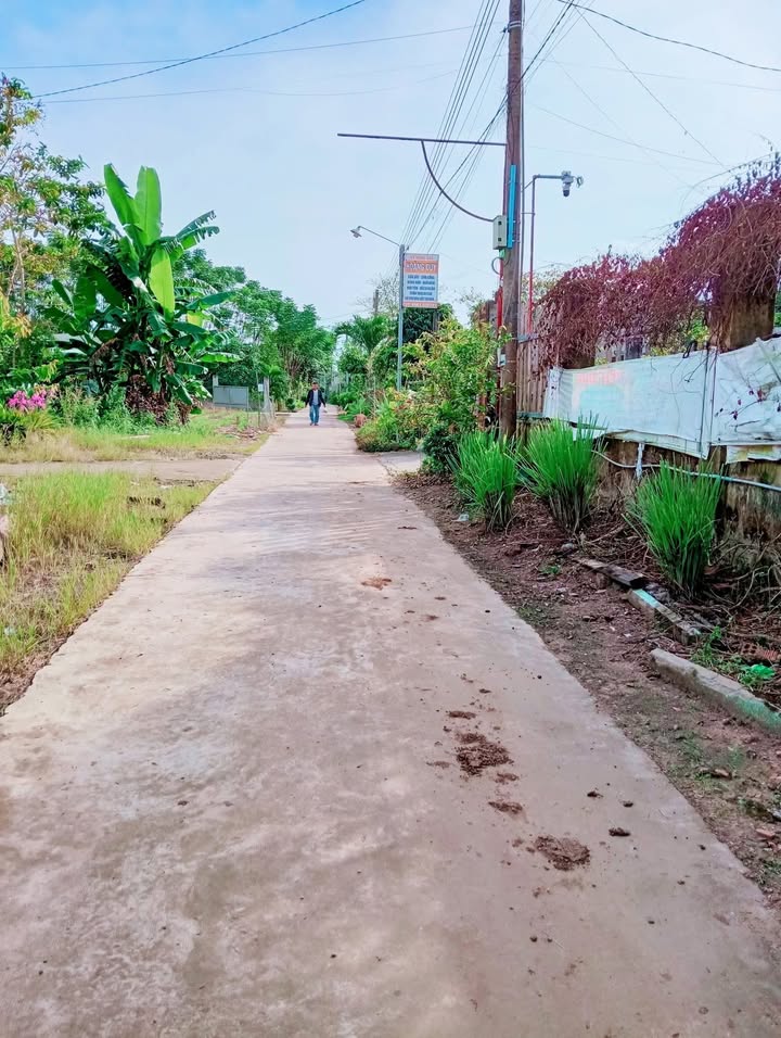 Đất nền Phú Hòa, Định Quán 272m² giá 680 triệu - Sổ hồng riêng, thương lượng!