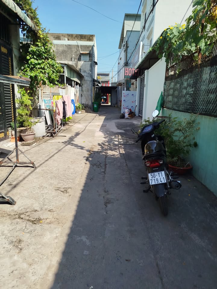 Nhà riêng đường Nguyễn Thị Tú, quận Bình Tân 176m² giá 11.44 tỷ - Sổ hồng chính chủ!