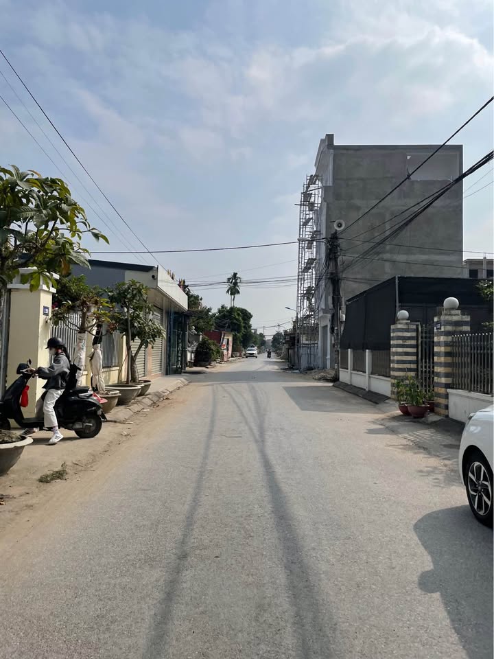 Nhà 3 tầng độc lập tại Kiều Trung, An Dương, 55m² chỉ 2.3 tỷ - Sẵn sàng ở ngay!