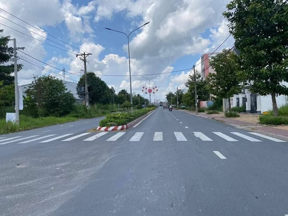 Nhà cấp 4 lô góc ĐT848 Sa Đéc 107m² giá 3 tỷ - Tiện kinh doanh ngay!