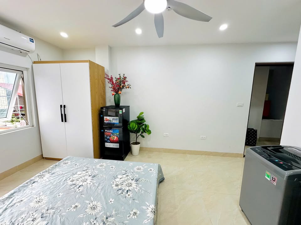 Nhà cho thuê ngõ 43 Trung Kính, Cầu Giấy - Đầy đủ tiện nghi chỉ 5 triệu/tháng!