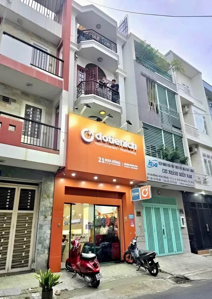 Nhà cho thuê 21 Hoa Hồng, Phú Nhuận 72m² giá 32 triệu - Cơ hội tốt cho văn phòng và gia đình!