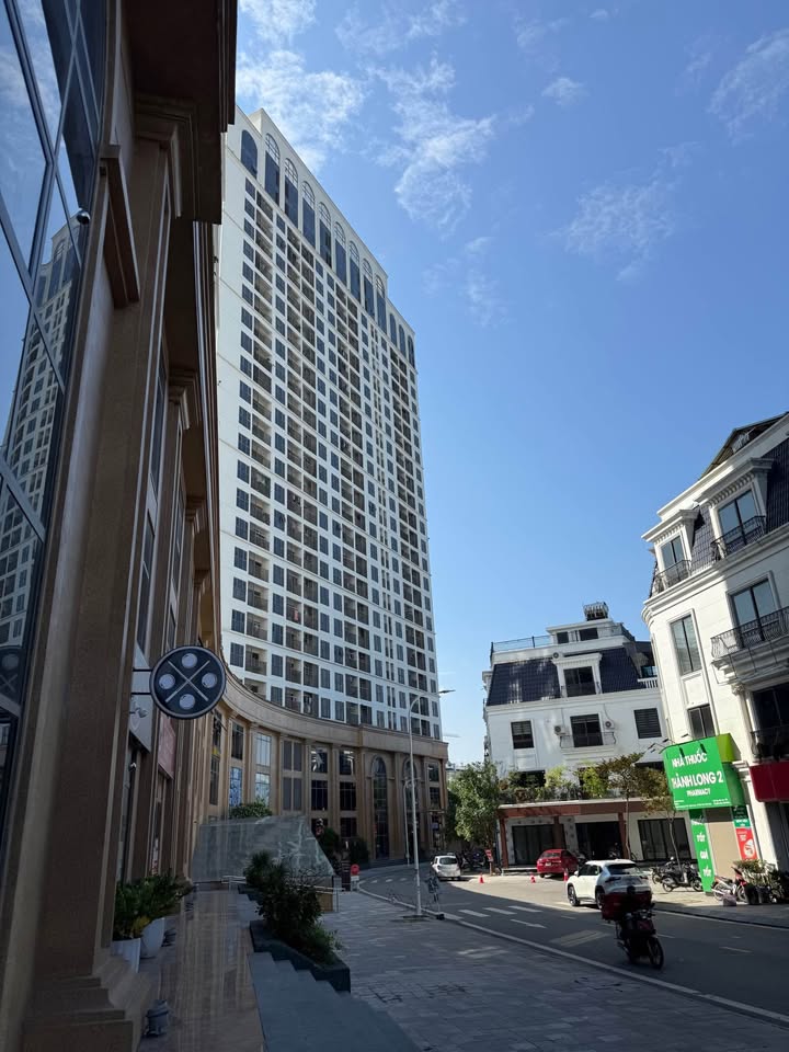 Căn hộ 2PN Chung cư VCI Vĩnh Yên 69m² giá 1.69 tỷ - Full nội thất, sẵn HĐ thuê 8.5 triệu!