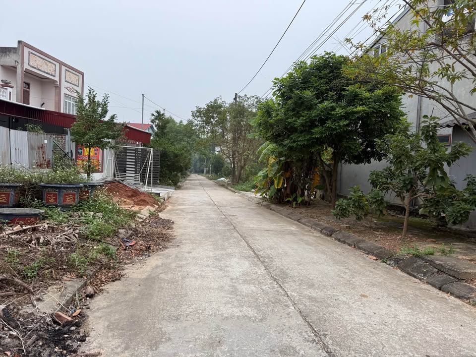 Đất nền Phân Gài, Hy Cương, 110m² giá 800 triệu - Đường rộng ô tô tránh