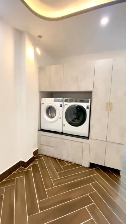 Nhà phố sân vườn Phước Kiển 138.4m² giá 8.6 tỷ - Full nội thất cao cấp!