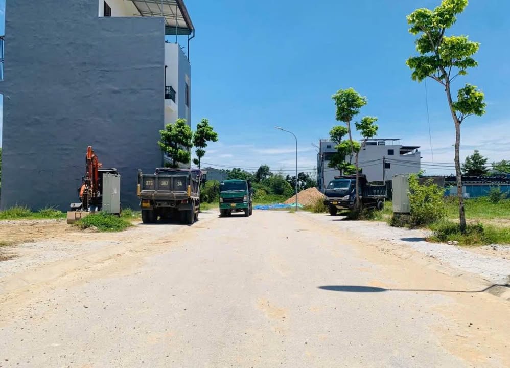 Đất Nghi Phú 110m² giá 7 tỷ - Mặt đường Trương Văn Lĩnh, Kinh doanh thuận lợi!