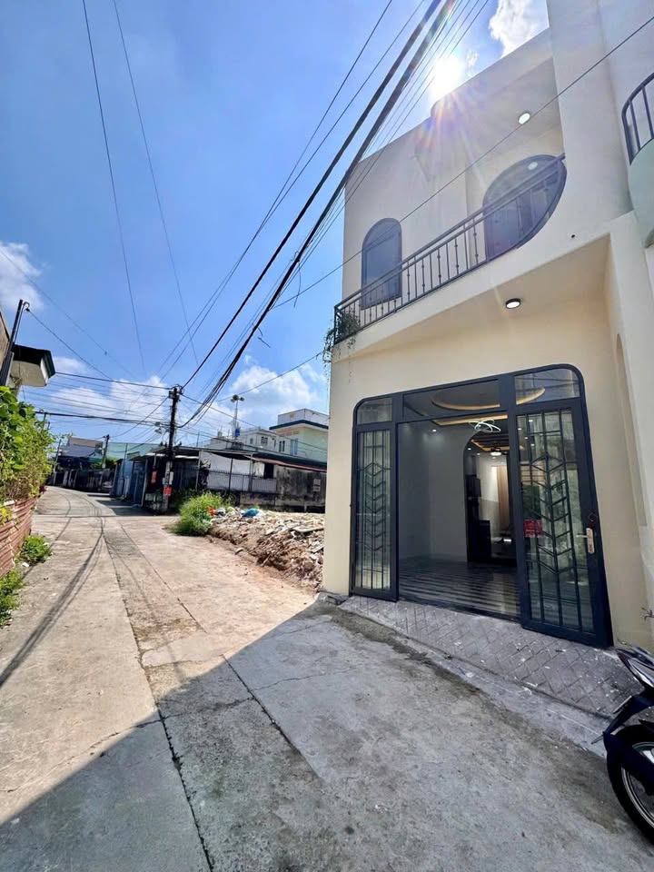 Nhà 1 trệt 1 lầu tại Hố Nai, Biên Hòa 63m² giá 2.65 tỷ - Thiết kế hiện đại sang trọng!