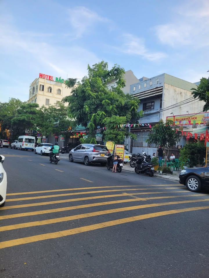 FrontHouse mặt tiền Trần Bạch Đằng, Đà Nẵng 100m² giá 25 tỷ - Cực hiếm gần biển Mỹ Khê!