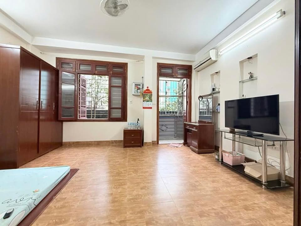 Nhà riêng Yên Hòa Cầu Giấy 33m² giá 10.5 tỷ - Thiết kế thông minh, khu vực cho thuê cao