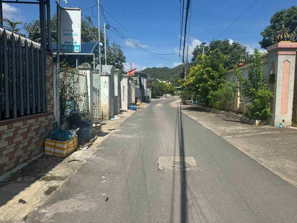 Đất mặt tiền Long Hải 152m² giá 1.79 tỷ - Cơ hội đầu tư hấp dẫn!