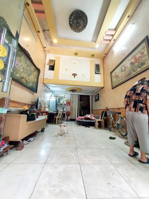 Nhà 3 tầng Đình Đông, 40m² giá 2.45 tỷ - Kinh doanh thuận lợi!