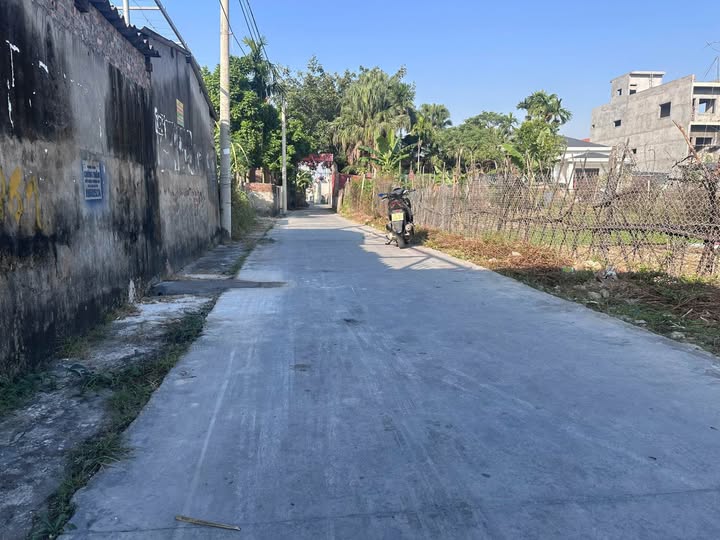 Đất nền Hồng Phong 50m² giá 1.5 tỷ - Mặt đường thôn 6m, kinh doanh sầm uất!