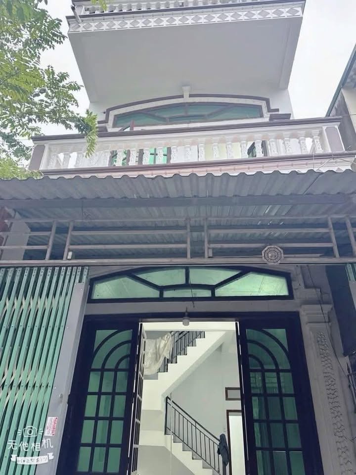 Nhà 3 tầng phường Dĩnh Kế 88m² giá 2 tỷ - Ngõ ô tô, vị trí đẹp!