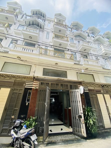 Nhà phố 5 tầng Gò Vấp 56m² giá 9.3 tỷ - Pháp lý hoàn chỉnh, thương lượng ngay!