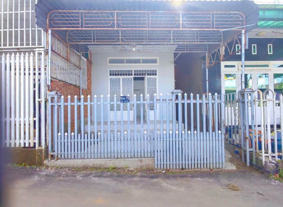 Nhà hẻm 154 Đường Hà Giang Bảo Lộc 85m² giá 2.6 tỷ - Tiện ích đầy đủ ngay gần!