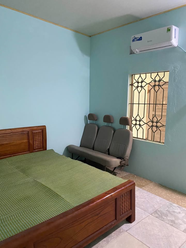 Phòng trọ cho thuê tại Cẩm Trung, 20m² giá 1.5 triệu - Thoáng mát, an ninh tốt!