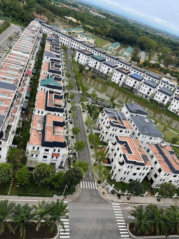 Biệt thự cho thuê 180m² KĐT VCI Định Trung, Vĩnh Yên - Phù hợp làm văn phòng và spa!