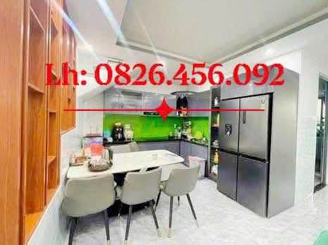 Nhà gác lửng Tân Xuân, Đồng Xoài 100m² giá 2xx triệu - Thiết kế hiện đại, sân ô tô!