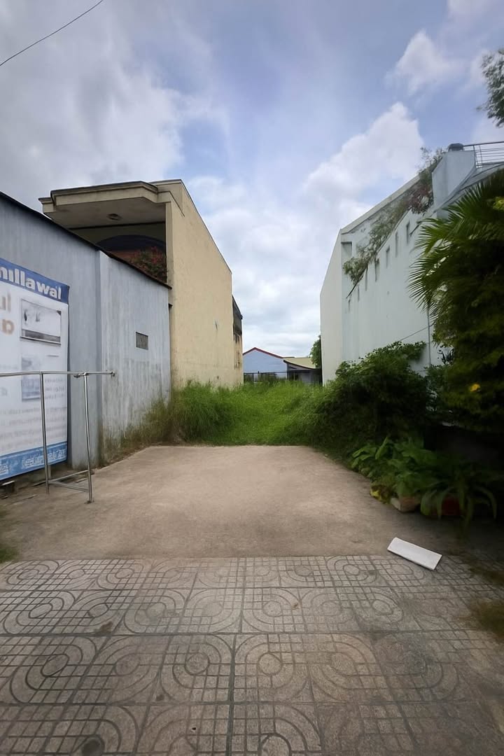 Đất mặt tiền kinh doanh Nguyễn Văn Bứa, Hóc Môn 120m² - Tiềm năng sinh lời lớn!