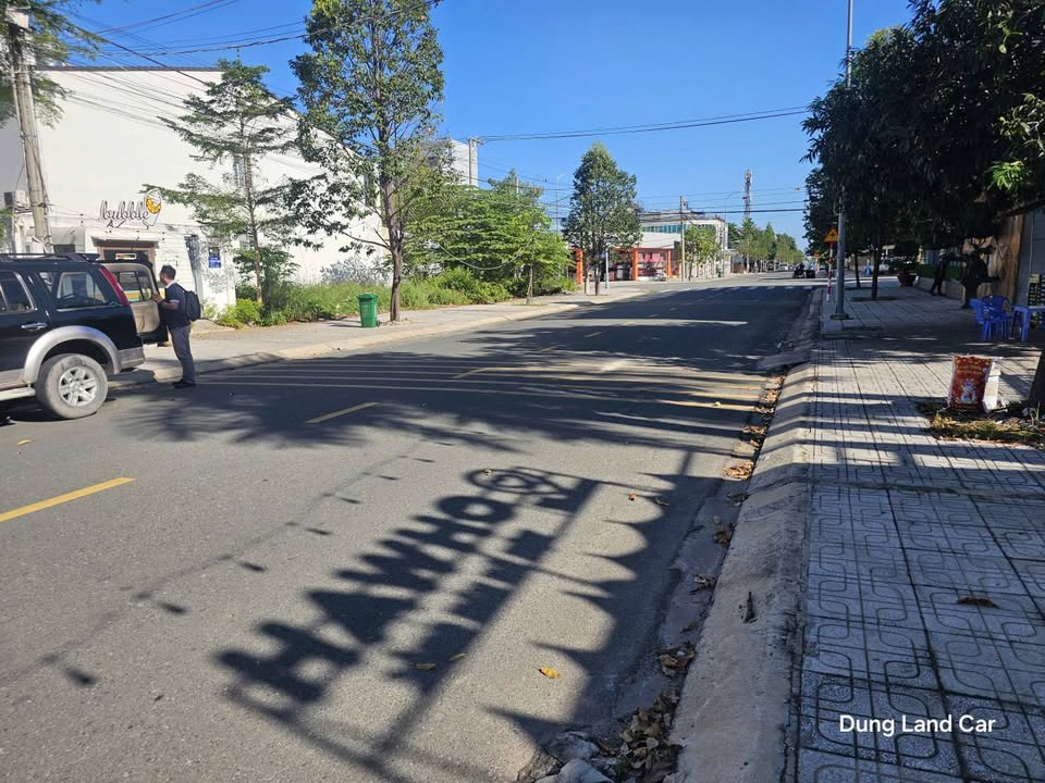 Mặt tiền Nguyễn Văn Bạch, Phường 3, TP Tây Ninh, 300m² giá 7.05 tỷ - Vị trí kinh doanh đắc địa!