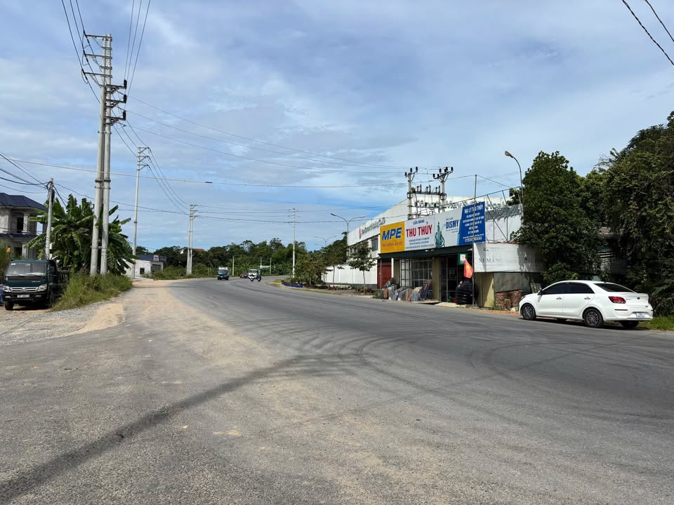 Đất nền Phú Thọ 400m² giá 6 tỷ - Lô góc 2 mặt tiền kinh doanh cực đẹp!