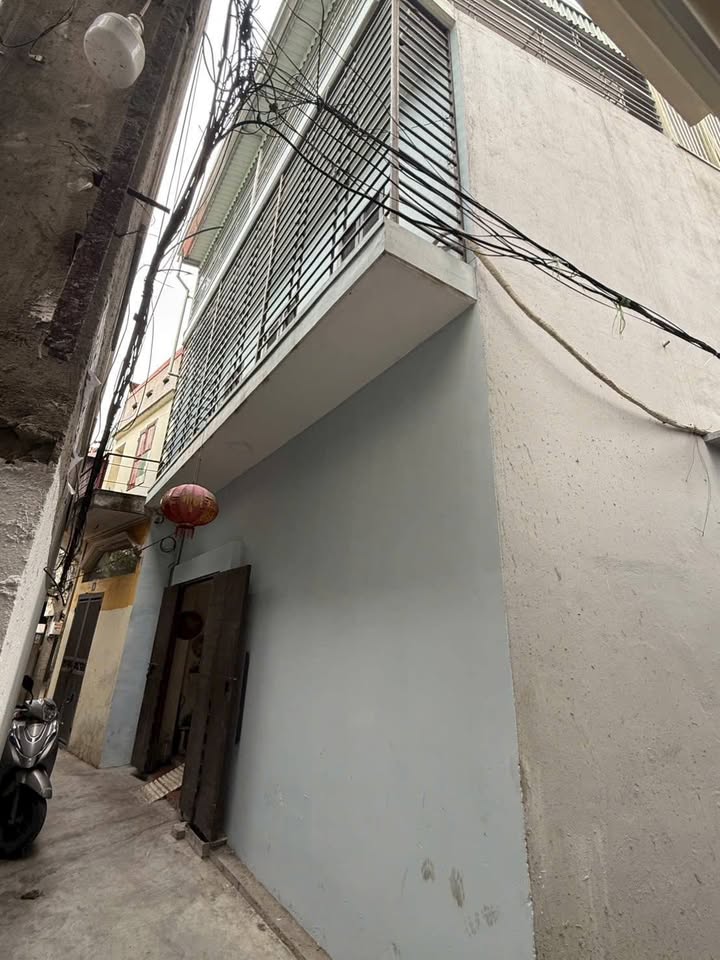 Nhà chính chủ Hạ Lý 47m² giá 2.85 tỷ - Gần chợ Cao Thắng, tiện ích đầy đủ!