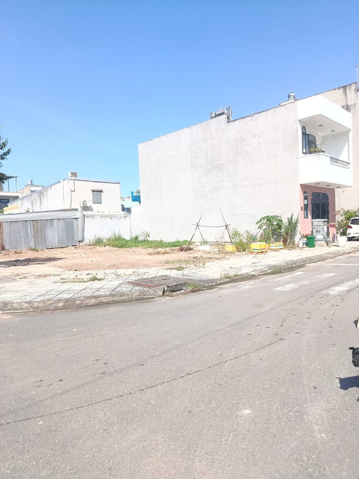 Đất nền Lộc An, Long Thành 100m² giá 3.55 tỷ - Kinh doanh đắc địa!