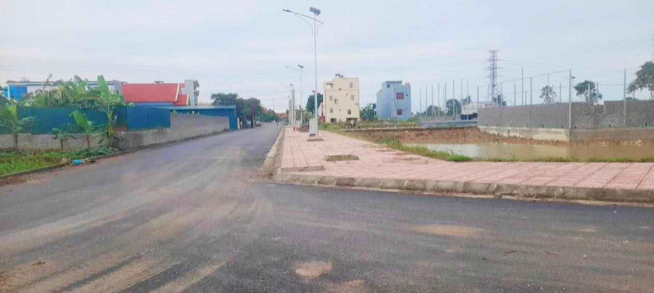 Đất nền Thị trấn Quán Lào 120m² giá 1.2 tỷ - Hướng đông bắc, vị trí đẹp!