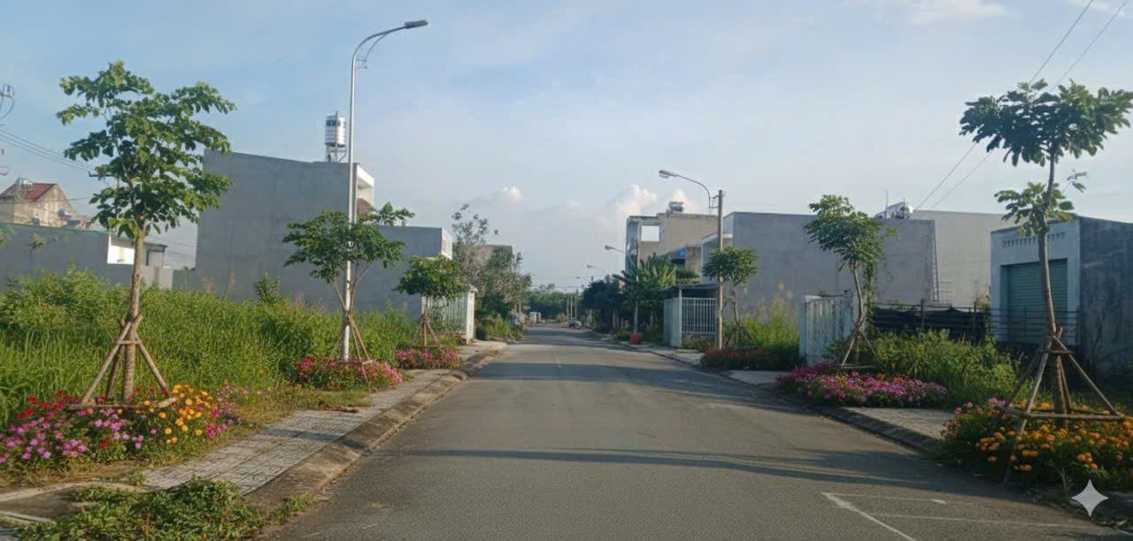 Đất nền Blue Diamond, đường số 8 Long Phước, 52m² giá 1.97 tỷ - Cơ hội đầu tư tuyệt vời!