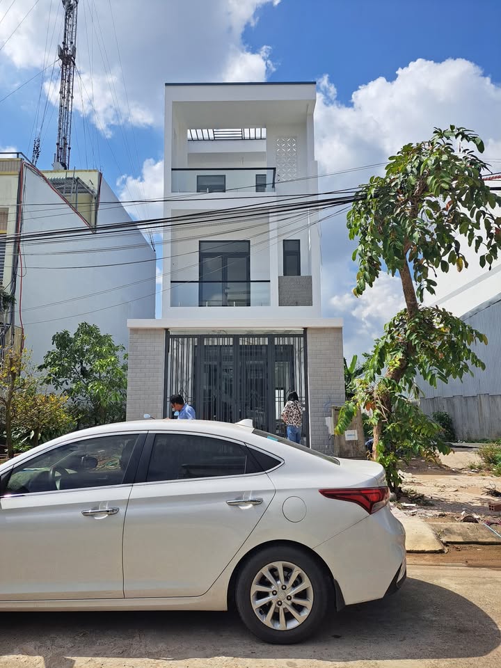 Nhà 2 lầu Cái Răng, Cần Thơ 125m² giá 5.5 tỷ - Chính chủ bán gấp!