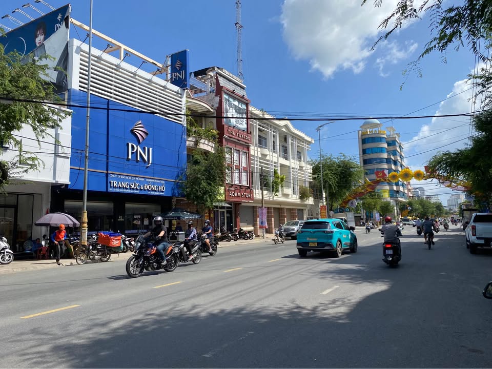 Cho thuê mặt bằng đẹp 112.5m² tại đường Thái Nguyên, Nha Trang - Vị trí vàng cho kinh doanh!