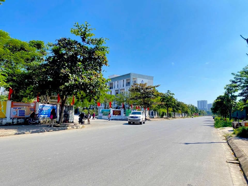 Đất vàng Ngọc Thụy, Long Biên 80m² giá 21.5 tỷ - Đầu tư sinh lời ngay!