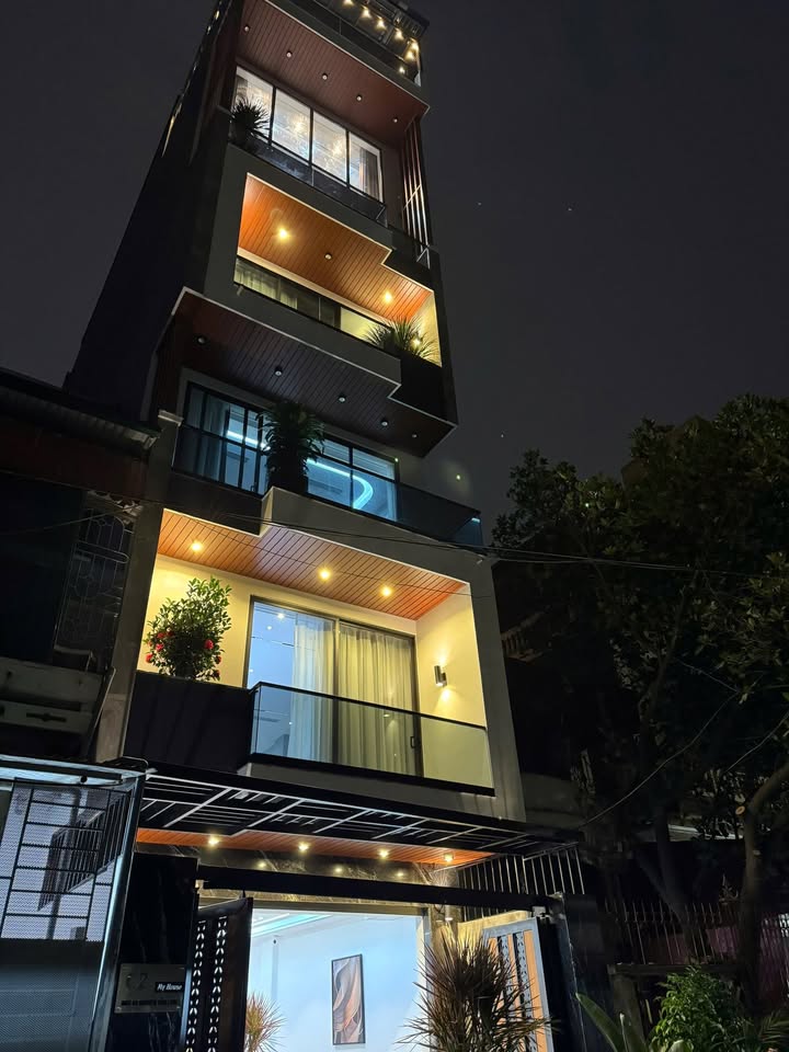 Nhà Phúc Đồng, Long Biên 90m² giá 20 tỷ - Thiết kế sang trọng, đầy đủ nội thất