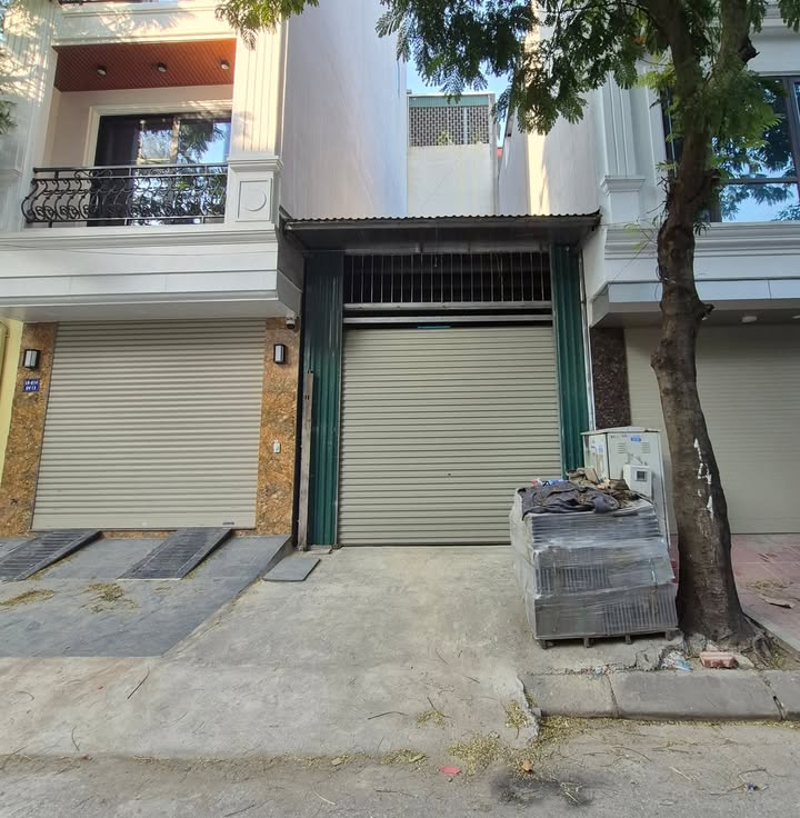 Đất dịch vụ Vạn Phúc 50m² giá 9 tỷ - Kinh doanh siêu đỉnh!