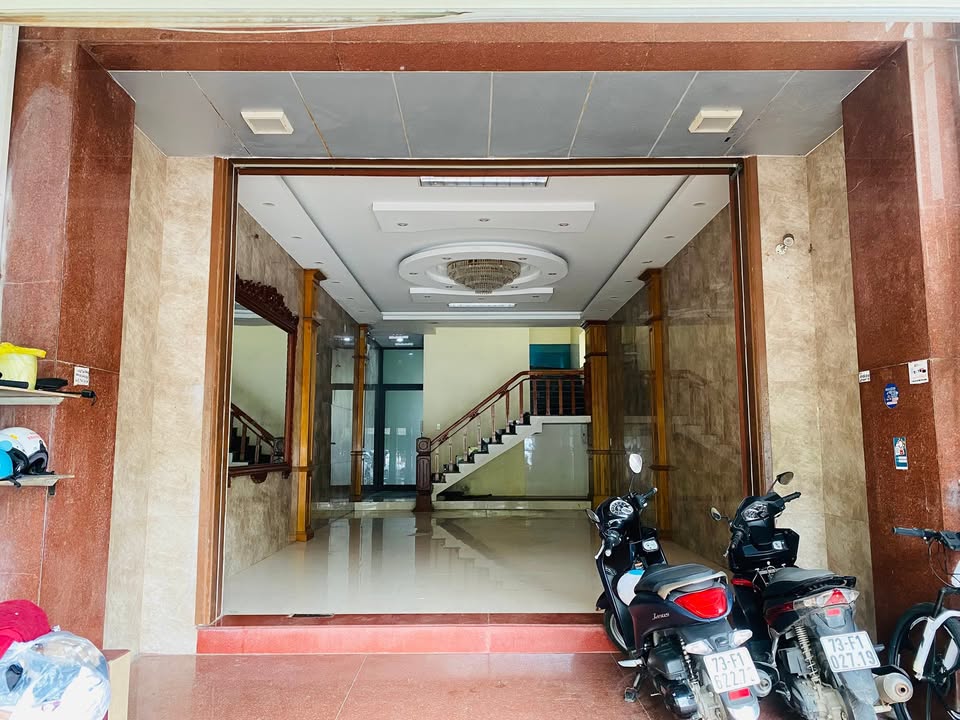 Căn hộ dịch vụ tại Đường Hữu Nghị, Đồng Hới 30m² - Tiện nghi đầy đủ, an ninh tốt!