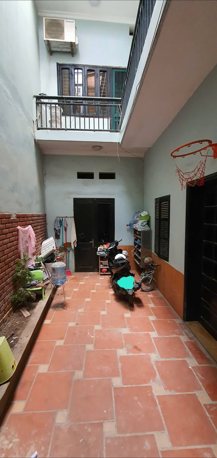 Nhà dân 3 tầng Hoàng Hoa Thám 73m² giá 18 tỷ - Mặt tiền bề thế, đầu tư sinh lời!