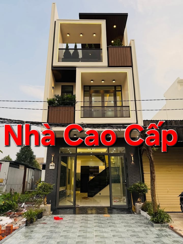 Nhà phố 2 Lầu KDC Hồng Loan 80m² giá 6.3 tỷ - Đầy đủ nội thất cao cấp!