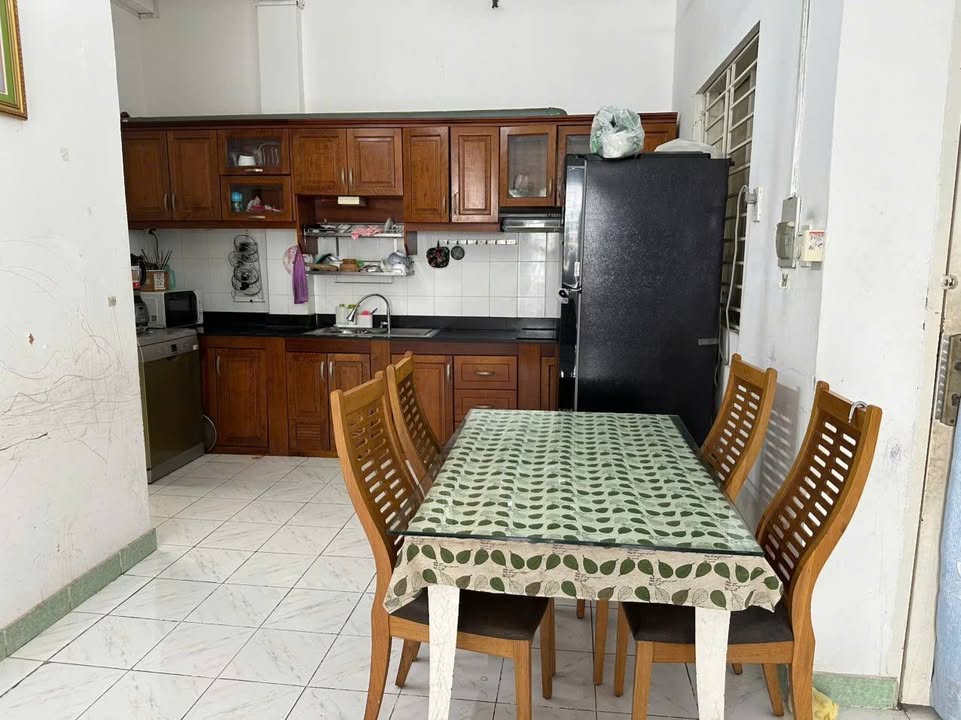 Chung cư Phú Lợi Quận 8 76m² giá 1.7 tỷ - Thiết kế thoáng mát, sổ hồng lâu dài!