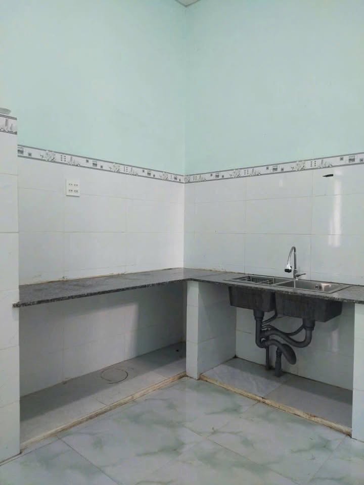 Nhà cho thuê mặt tiền Phạm Thị Ngư, Phan Thiết 60m² giá 3 triệu - Thiết kế hiện đại, oto vào tận nhà!