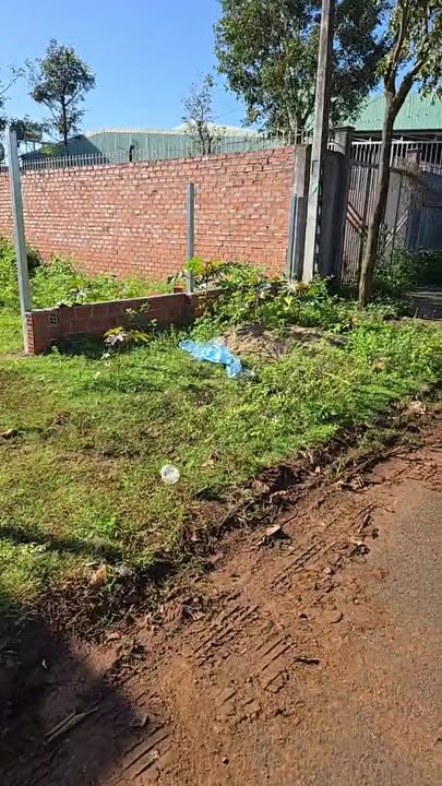 Đất mặt tiền đường Phan Đình, thị trấn Chư Sê, 2900m² - Giá 3 tỷ, đầu tư sinh lời!