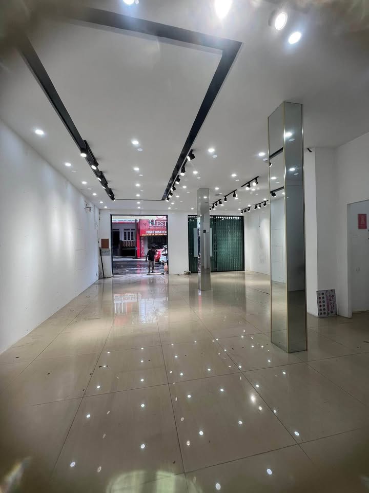 Cho thuê mặt tiền kinh doanh đường Trần Phú, Buôn Ma Thuột 110m² - Vị trí đắc địa, dễ dàng kinh doanh!