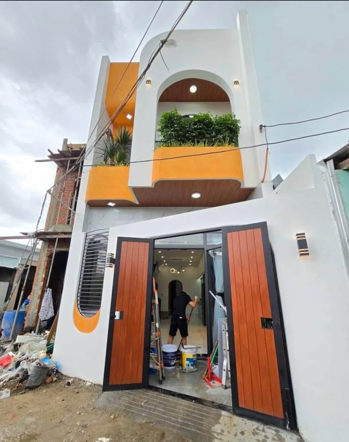 Nhà phố Hòa Khánh Nam 60m² giá 3 tỷ - Gần chợ, ô tô vào tận nơi!