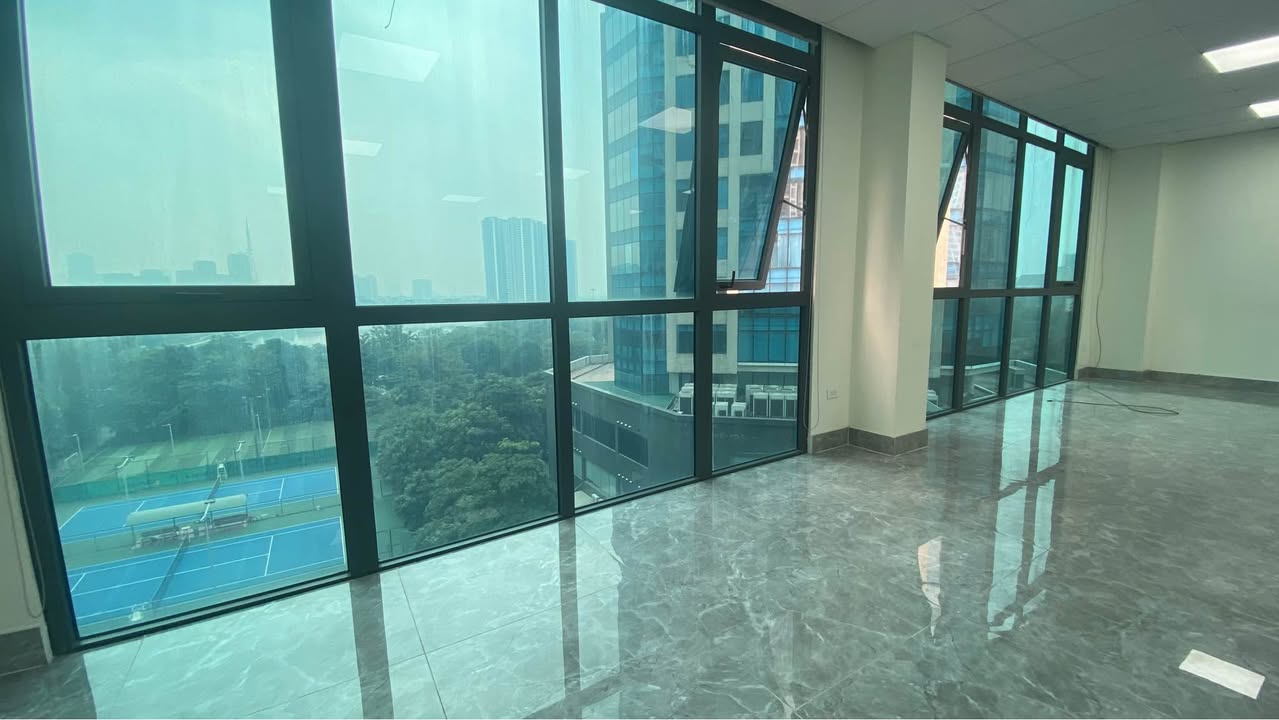 Cho thuê văn phòng 150m² tại Khuất Duy Tiến, quận Thanh Xuân - Sàn siêu thoáng, view đẹp!