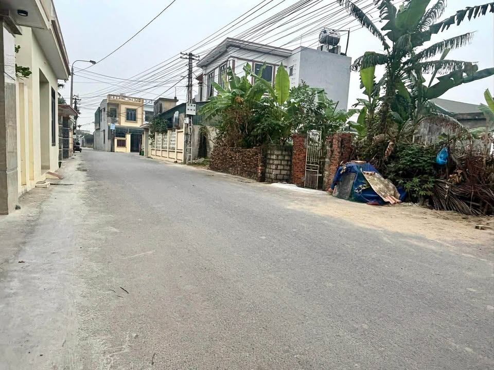 Lô đất phố Đông Văn, Quảng Đông 123m² giá 1.89 tỷ - Tiện ích đầy đủ, chính chủ!