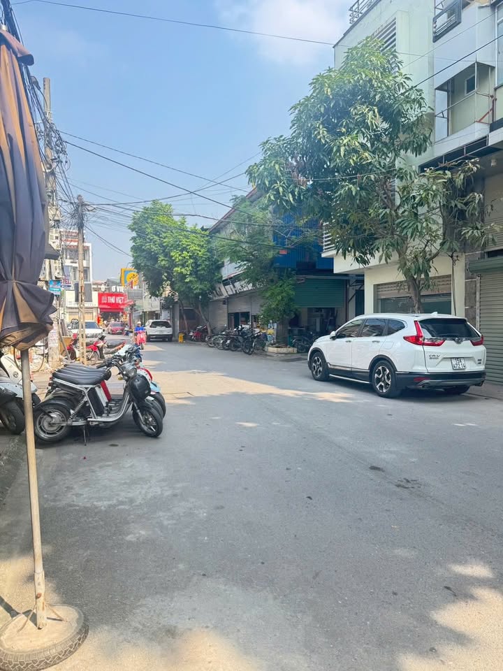 Bán nhà mặt đường Nguyễn Thị Thuận, Cát Bi 68m², 7.2 tỷ - Kinh doanh sinh lời tuyệt vời!