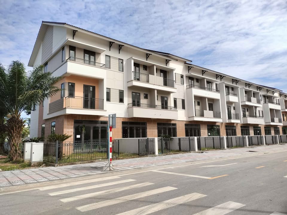 Townhouse Centa Riverside VSIP Bắc Ninh 120m² giá 8,5 tỷ - Cơ hội đầu tư sinh lời vượt trội!