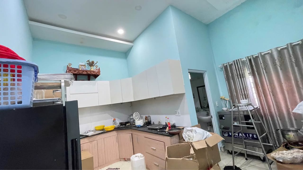 Bán nhà 3 tầng Hòn Rớ 95m² giá 6.6 tỷ - Đối diện công viên thoáng mát!