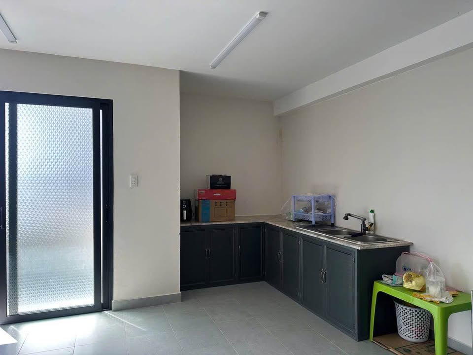 Căn hộ chung cư khu T4 Goldencity Long Xuyên 67m² giá 6 triệu - Nội thất đầy đủ, sẵn sàng vào ở!